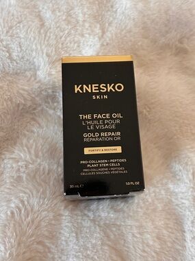 Knesko The Face Oil 1 oz $240 Retail Sealed